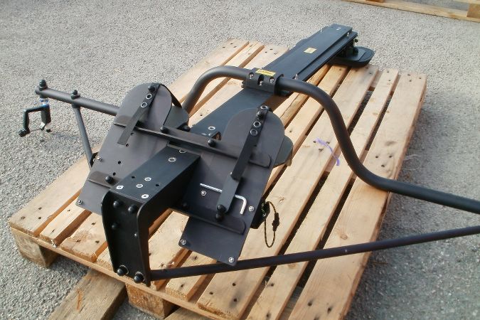 The height and reach of the footpads are adjustable to fit different rowers